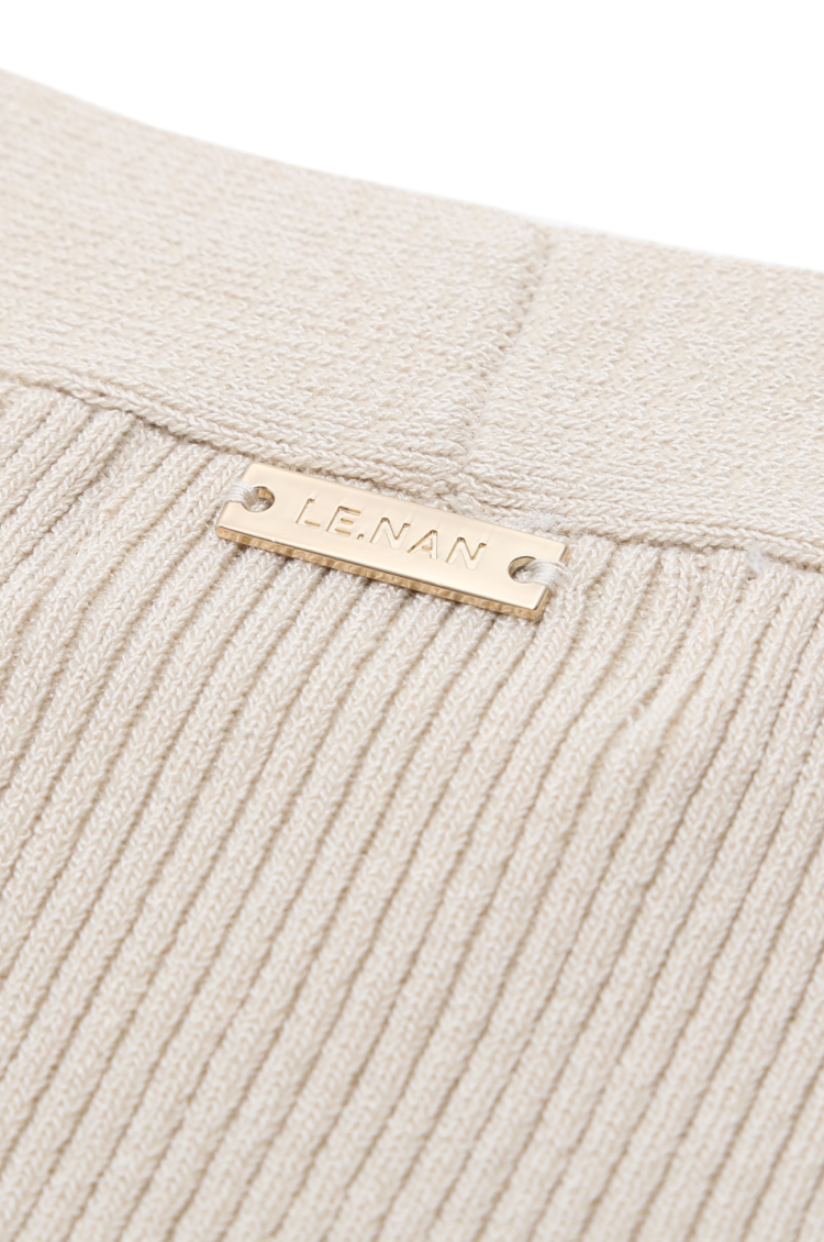 Flare no sleeve knit top beige