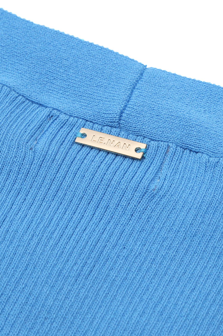 Flare no sleeve knit top blue