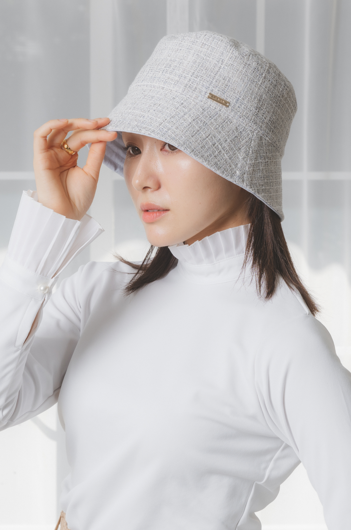 Lady tweed bucket hat – LE.NAN Lady tweed bucket hat – LE.NAN