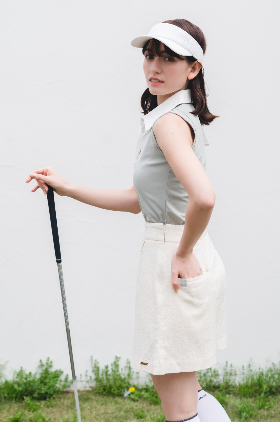 Open collar no-sleeve top (mint)