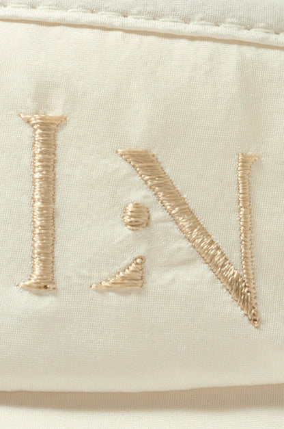 Logo ribbon sunvisor  Ivory × Beige