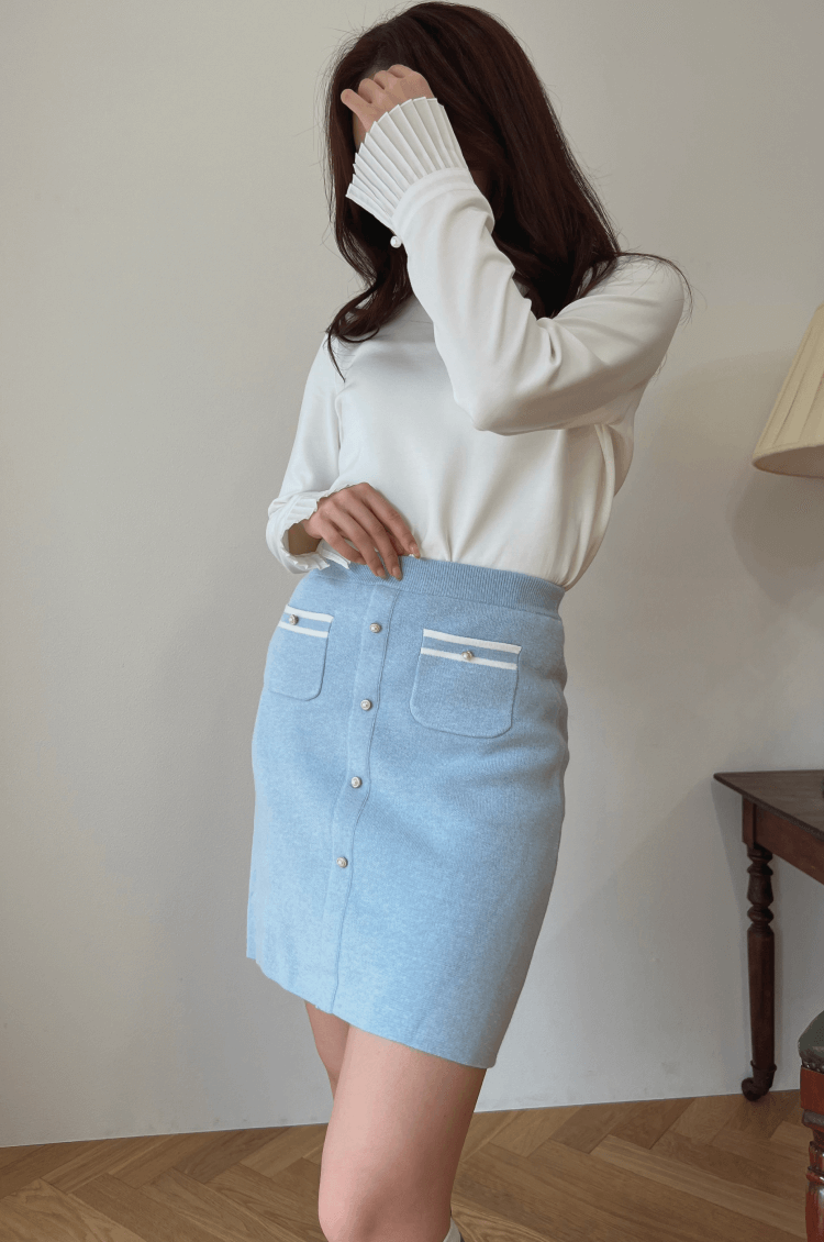 Straight knit skirt blue