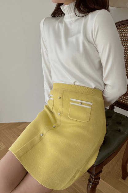 Straight knit skirt yellow